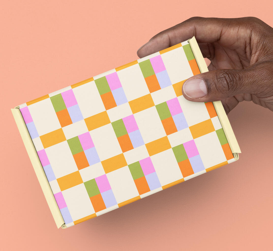 Retro geometric pattern on retailer box.